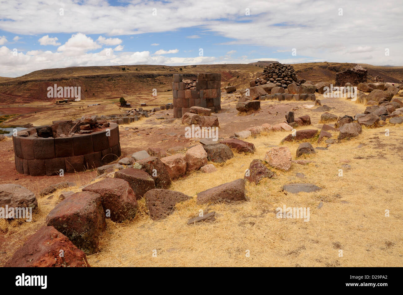 Chullpas : tombes funéraires, Sillustani, Pérou Banque D'Images