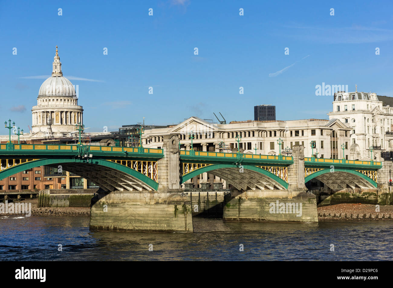 Southwark Bridge, London, UK Banque D'Images
