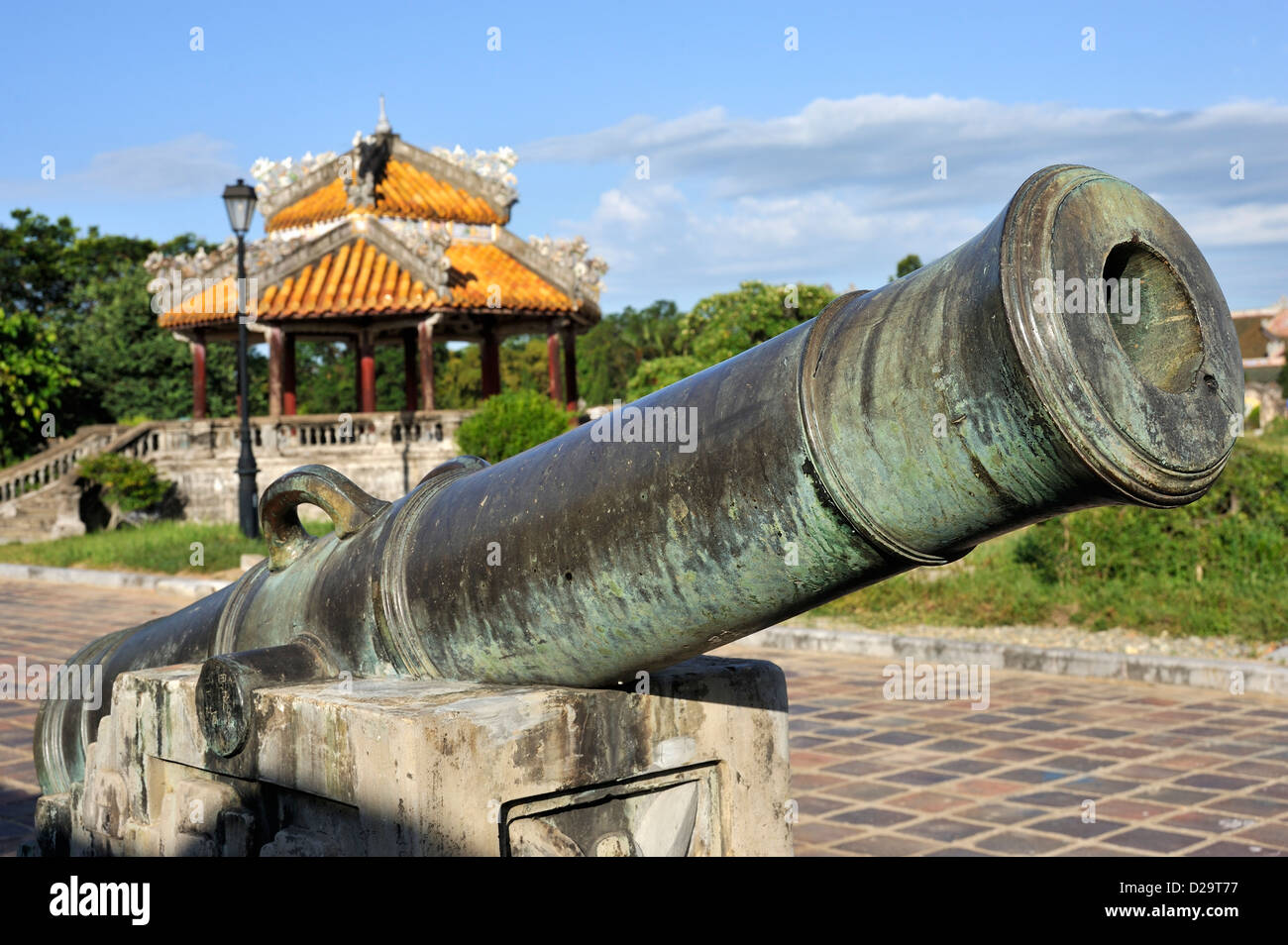 Cannon dans la Citadelle Impériale Royale, Hue, Vietnam Banque D'Images