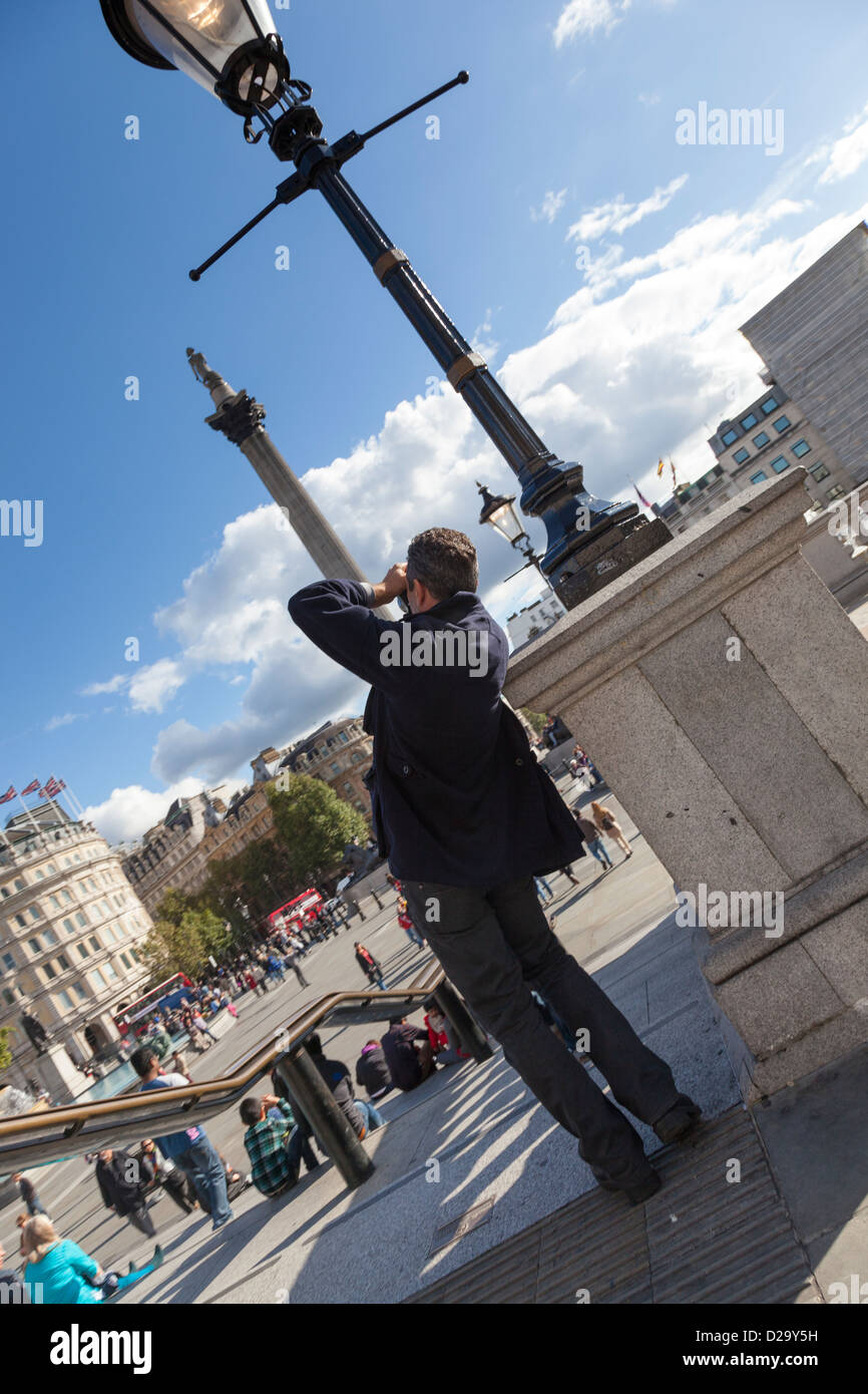 Photographies touristiques la Colonne Nelson, Trafalgar Square, Londres. Banque D'Images
