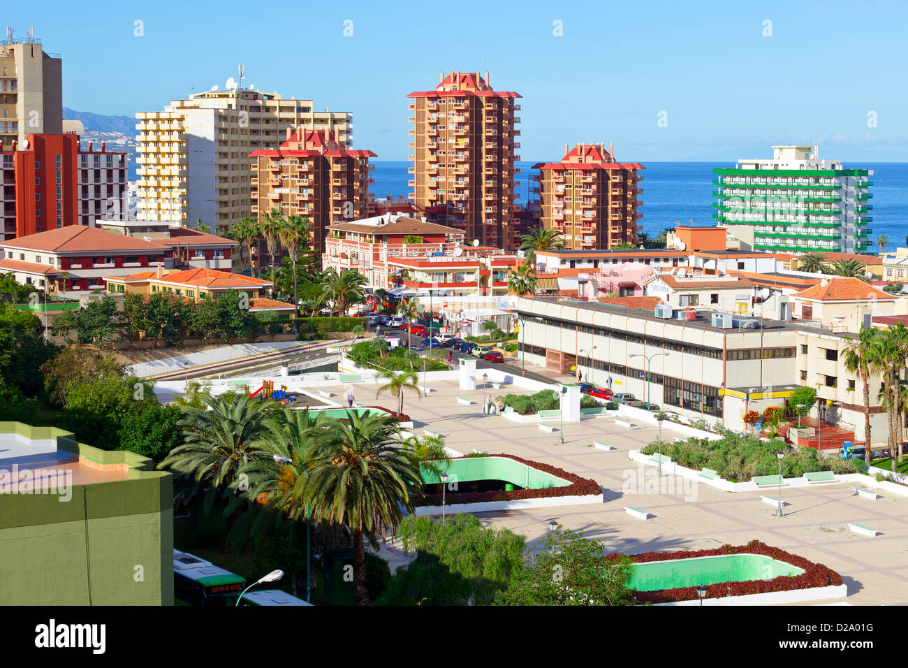 Vue de la ville de Puerto de la Cruz, Tenerife, Espagne / Dezember 2012 Banque D'Images