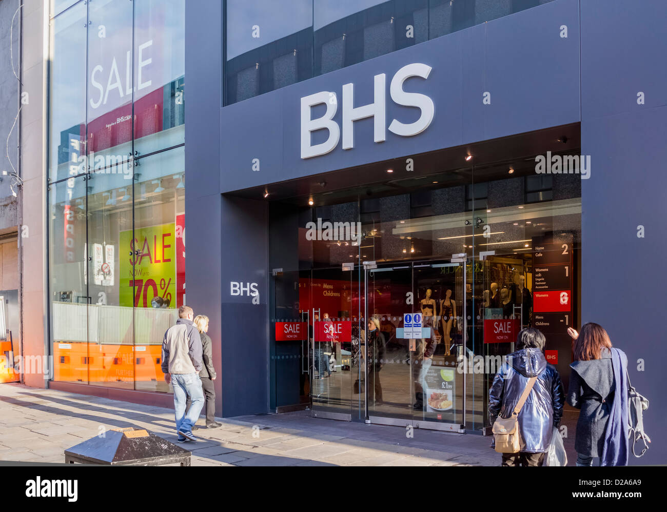 Dans un magasin Shoppers BHS pendant la vente. Banque D'Images