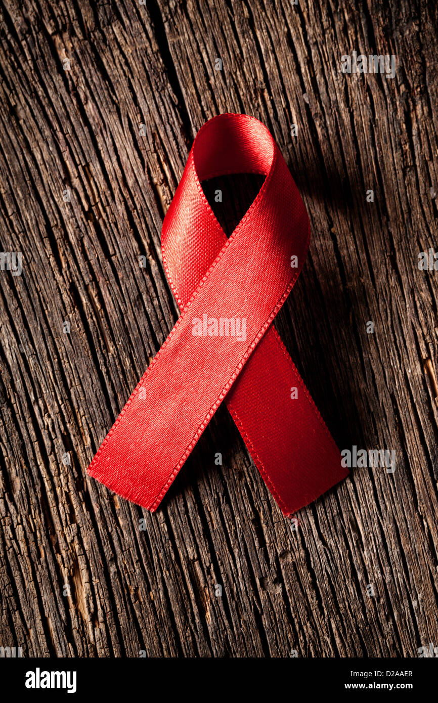 La sensibilisation au sida ruban rouge Banque D'Images