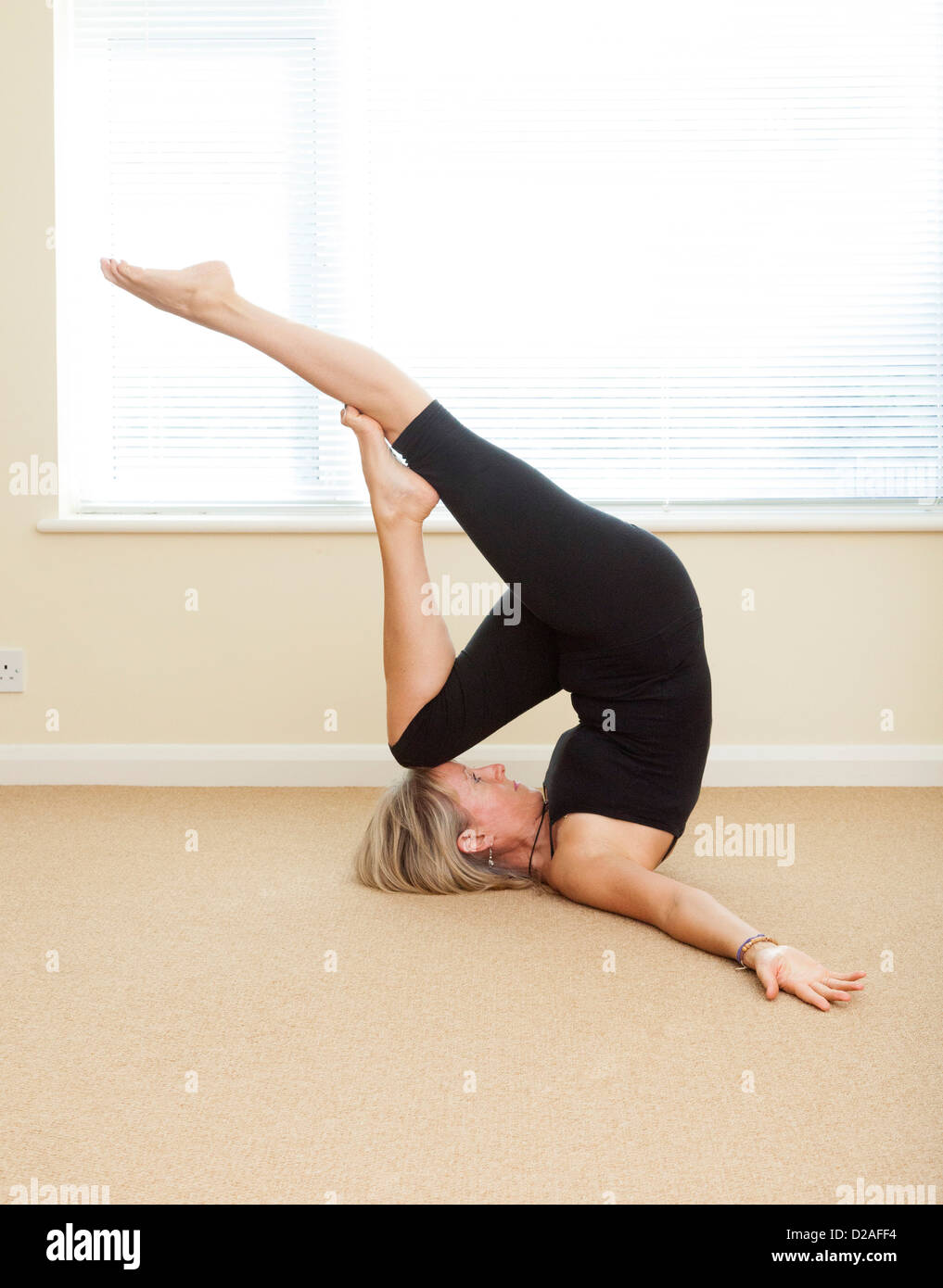 Libellule - yoga pose Banque D'Images