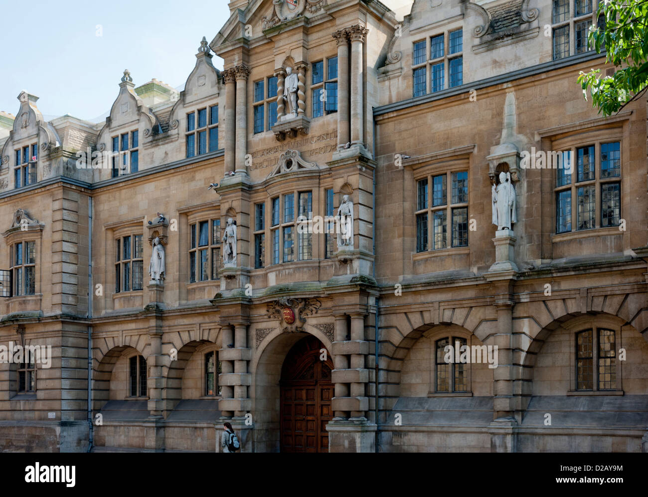 Rhodes Building, Oriel College, Oxford. Détail de l'élévation du nord à High Street. Oxfordshire, Angleterre, Royaume-Uni. Conçu par B.Champneys Banque D'Images