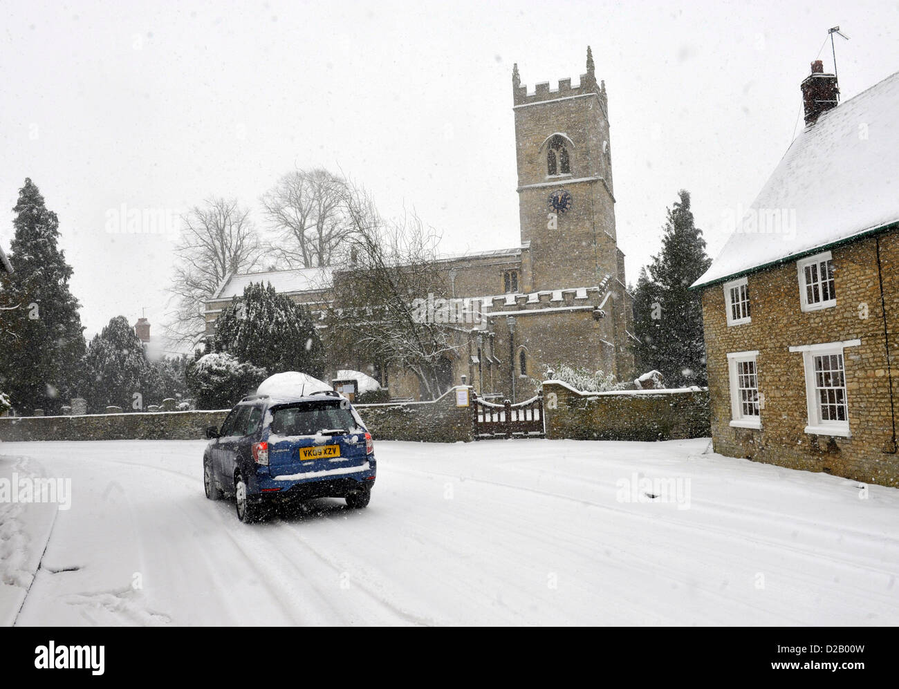 St Mary & St Edburga église paroissiale Stratton Audley oxfordshire couvertes de neige 18/1/2012 Banque D'Images