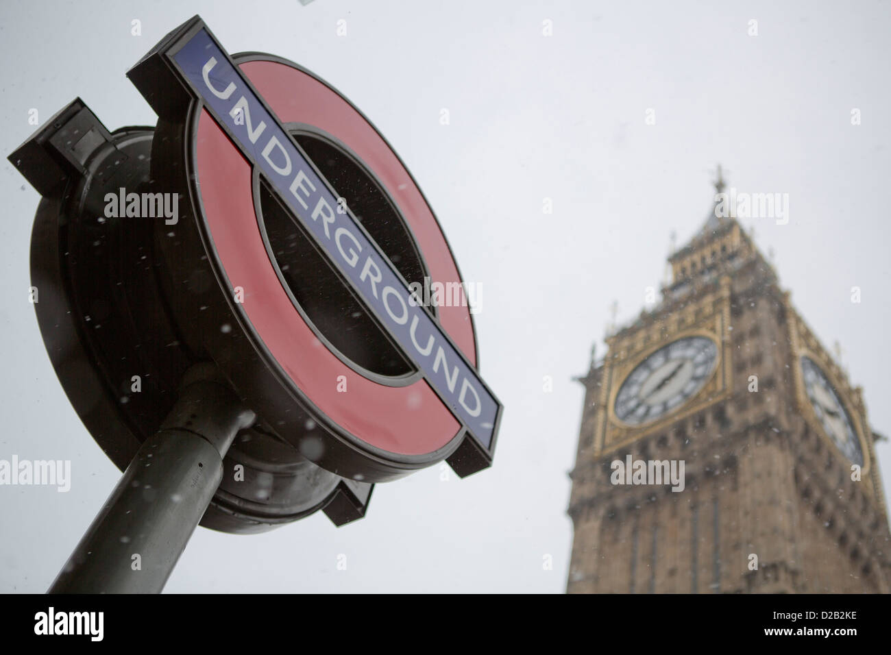 Il neige à Londres. Banque D'Images