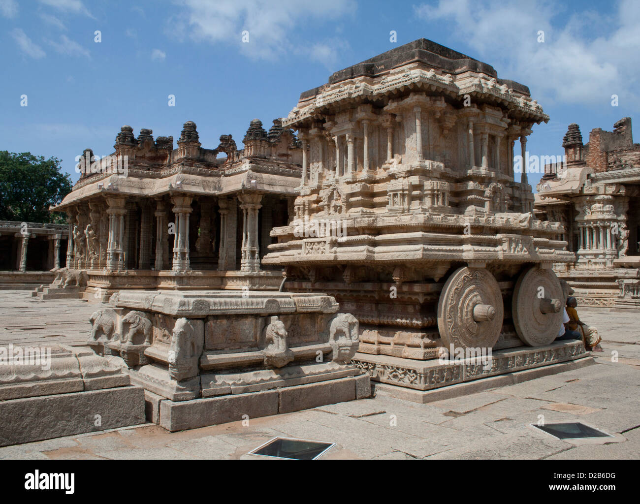Char en pierre, 16ème siècle Temple Vittala, Hampi, Karnataka, Inde Banque D'Images