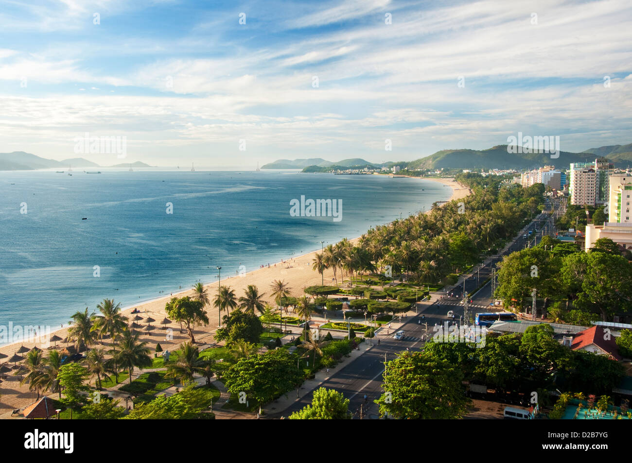Vue aérienne de la belle baie de Nha Trang, Vietnam Banque D'Images