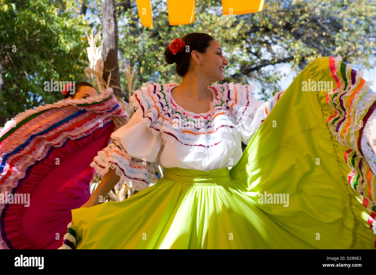 Danse folklorique mexicain El Rancho De Las Golondrinas c'est Living History Museum 18e siècle colonial espagnol au Nouveau Mexique. Banque D'Images