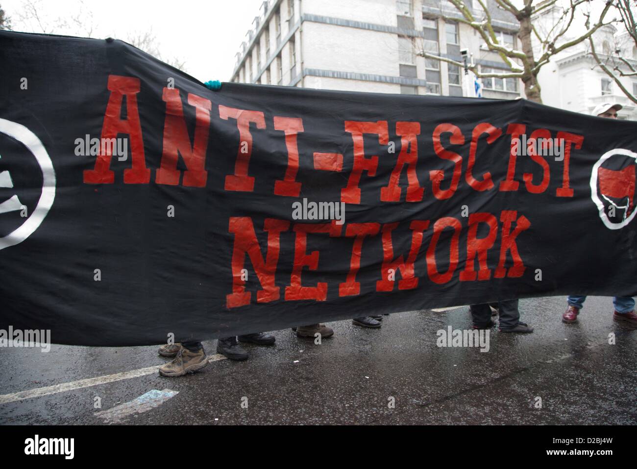 Londres, Royaume-Uni. 19 janvier 2013 manifestation de solidarité qui s'est tenue à l'extérieur de l'ambassade de Grèce à Londres, en solidarité avec les grandes manifestation antifasciste à Athènes. Banque D'Images