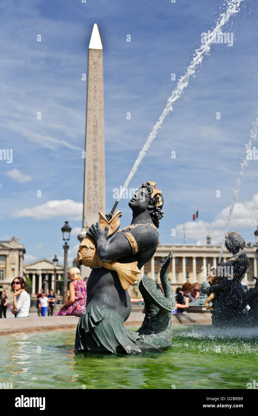 La fontaine de la rivière du Commerce et de la navigation, de la Place de la Concorde, Paris, France. Banque D'Images