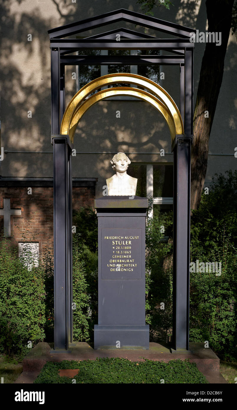 Berlin, Allemagne, par Friedrich August Stiller tombe sur le cimetière Dorotheenstaedtischen Banque D'Images