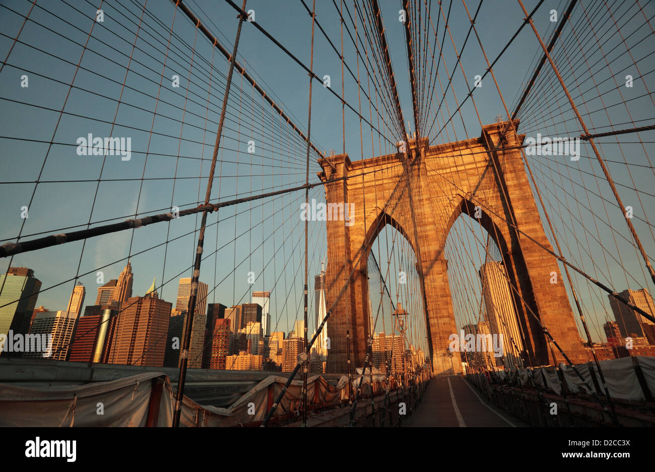 Sur le pont de Brooklyn, New York. Banque D'Images