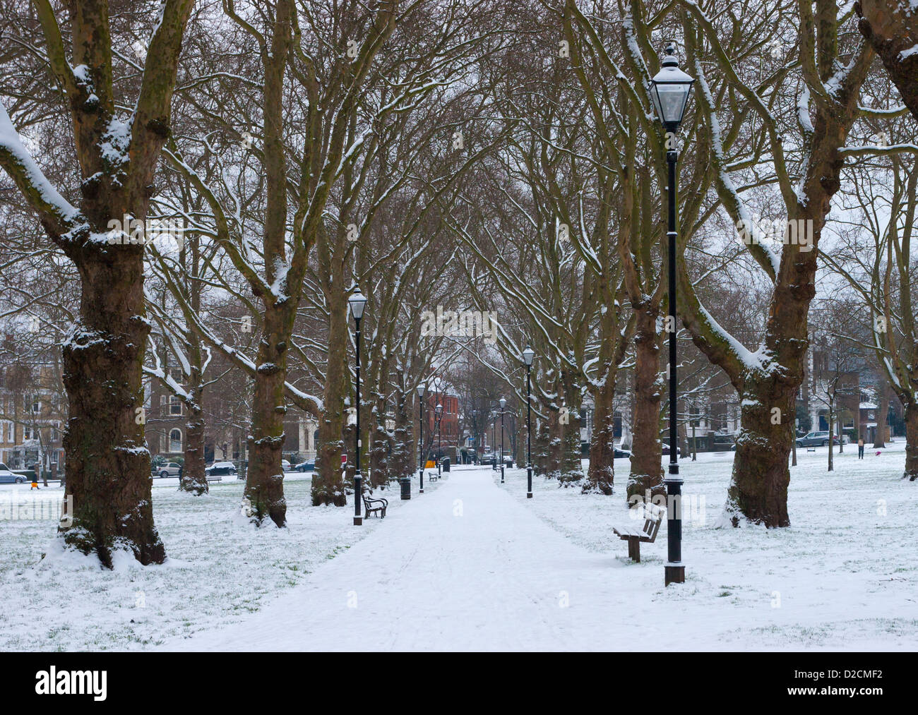 Dans le champs Highbury neige de l'hiver, Islington, Londres, Royaume-Uni Banque D'Images