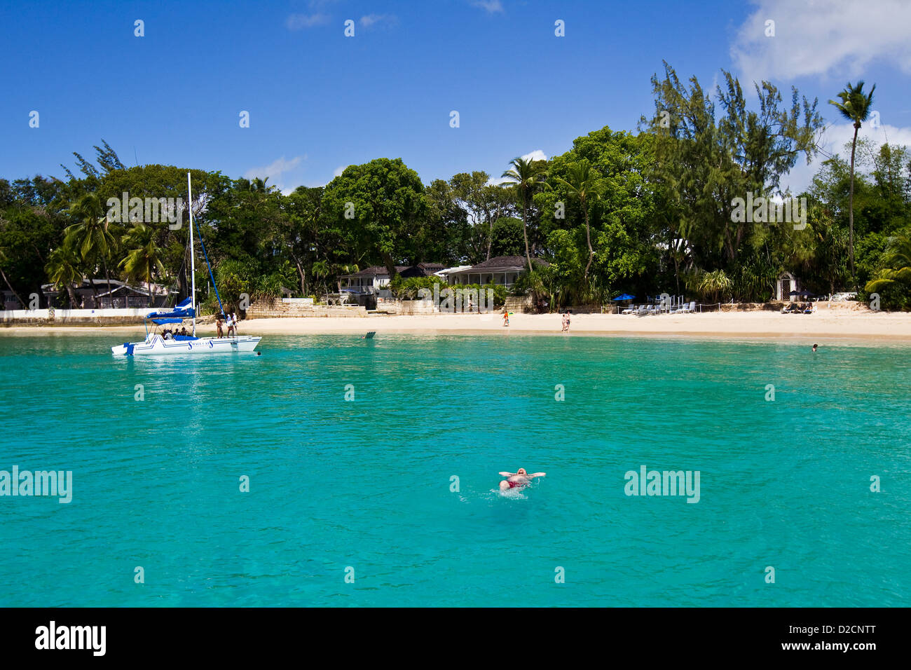 Base nautique à Sandy Lane Bay, sur la côte ouest de la Barbade, Caraïbes Banque D'Images