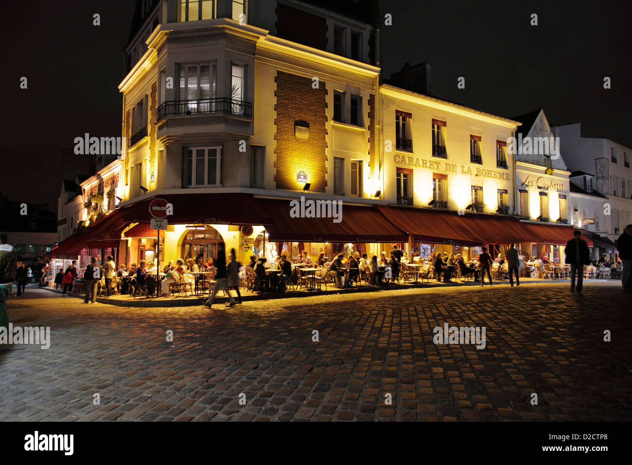Restaurant La Bohème à Montmartre la nuit Banque D'Images