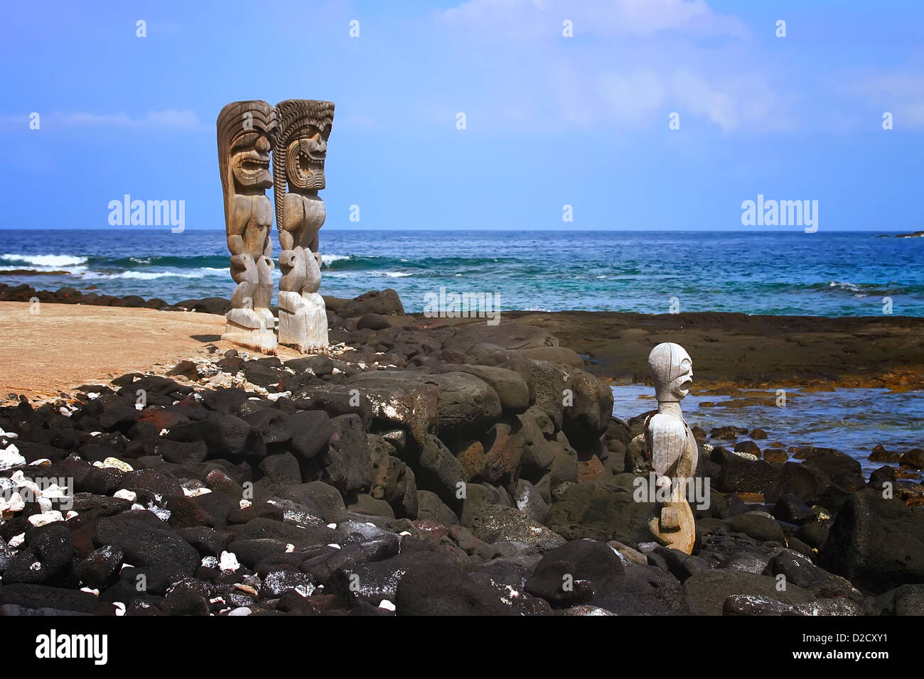 Trois idoles sur la plage sur la grande île d'Hawaï Banque D'Images