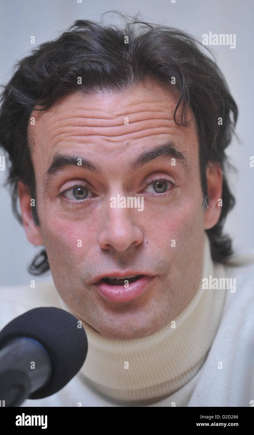 L'acteur français Anthony Delon, fils d'Alain Delon, prend la parole lors d'une conférence de presse avant de Brno Opera Ball 2013 à Brno, en République tchèque, le 19 janvier 2013. (CTK Photo/Igor Zehl) Banque D'Images