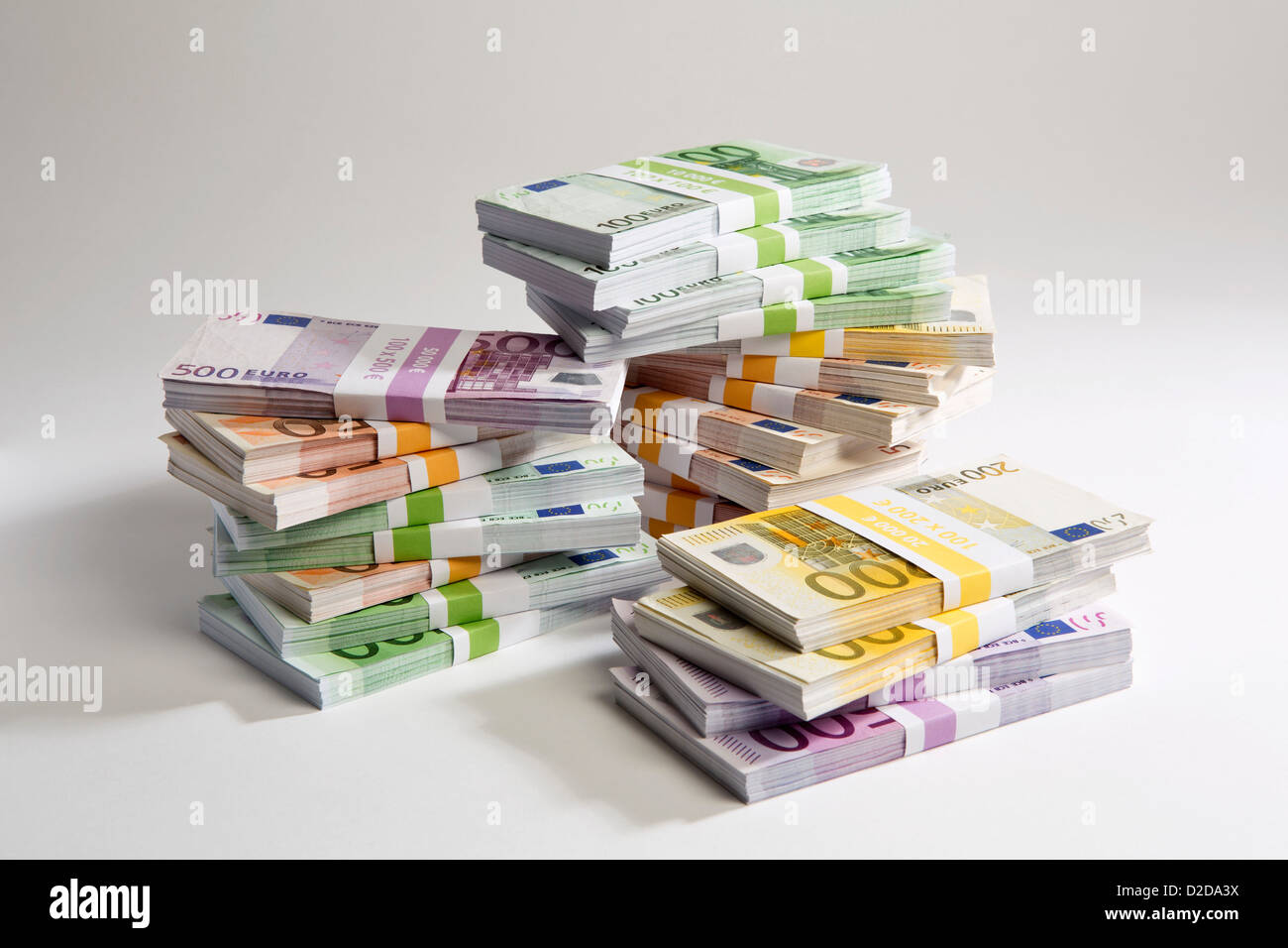 Des piles de gros bec billets Banque D'Images