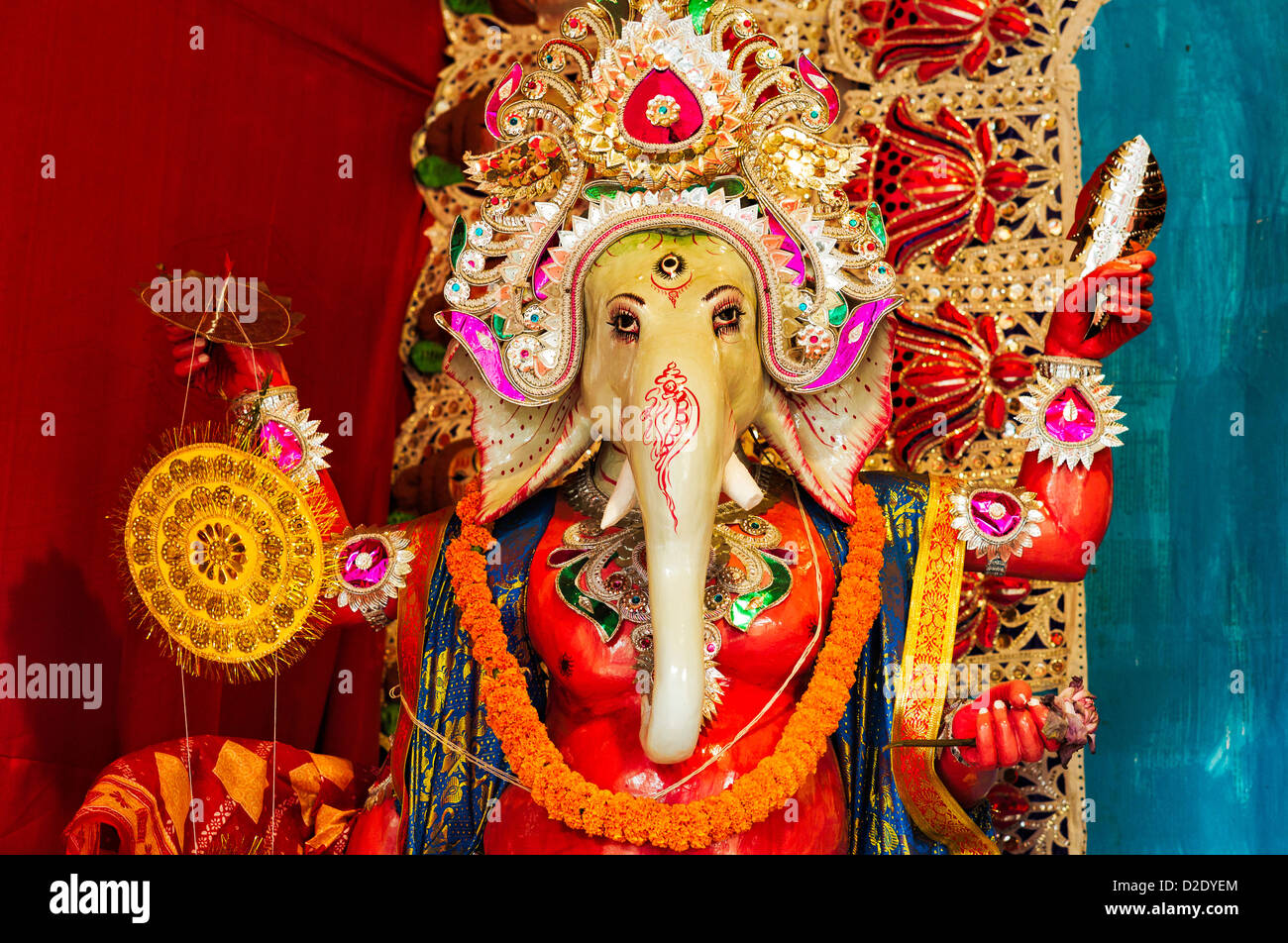 Ganesh, dieu hindou, Kolkata, Inde. Un pandal exposition lors de la fête hindoue de Durga Puja. Banque D'Images