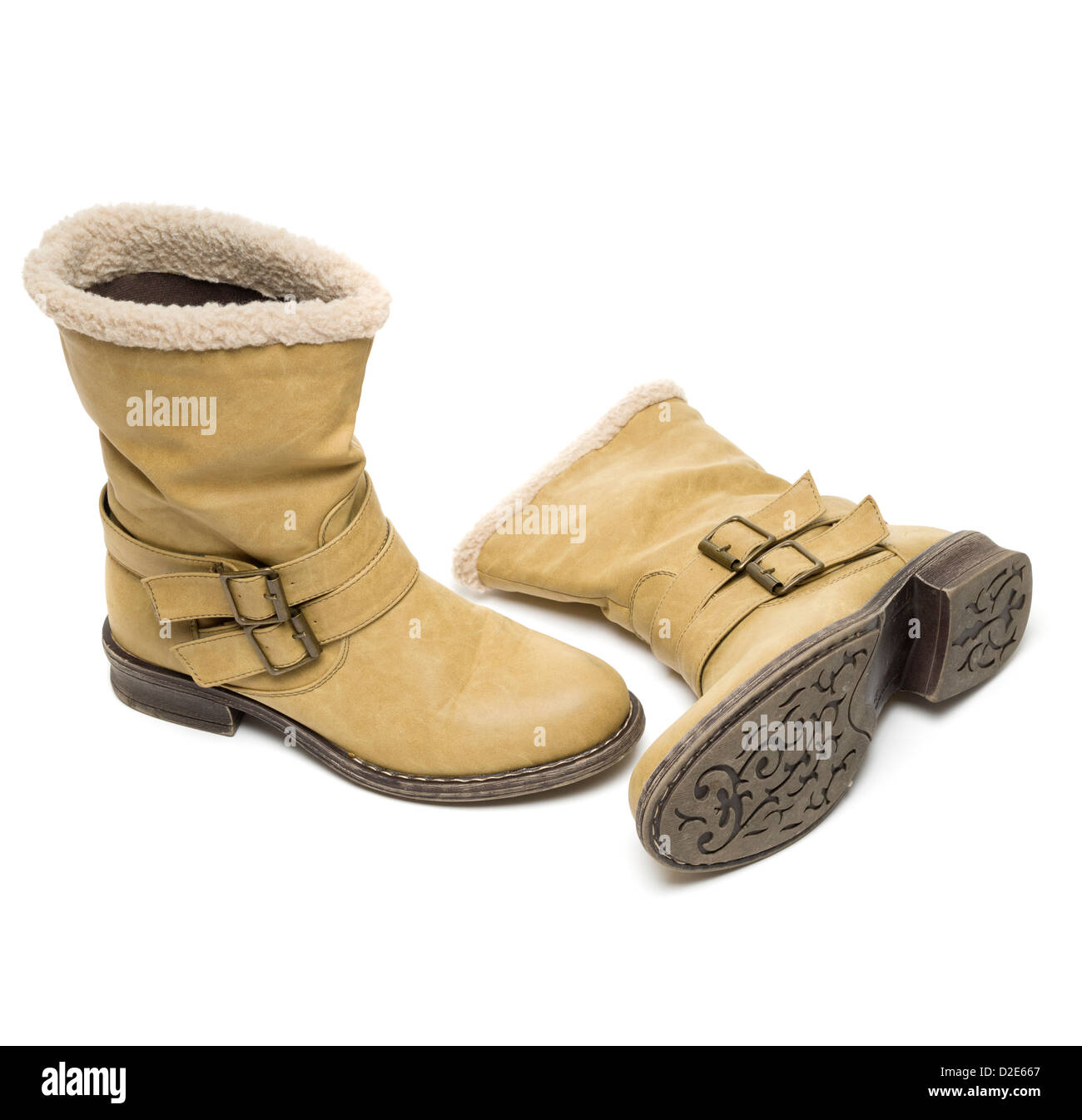 Une paire de hautes bottes d'hiver isolé sur fond blanc Banque D'Images