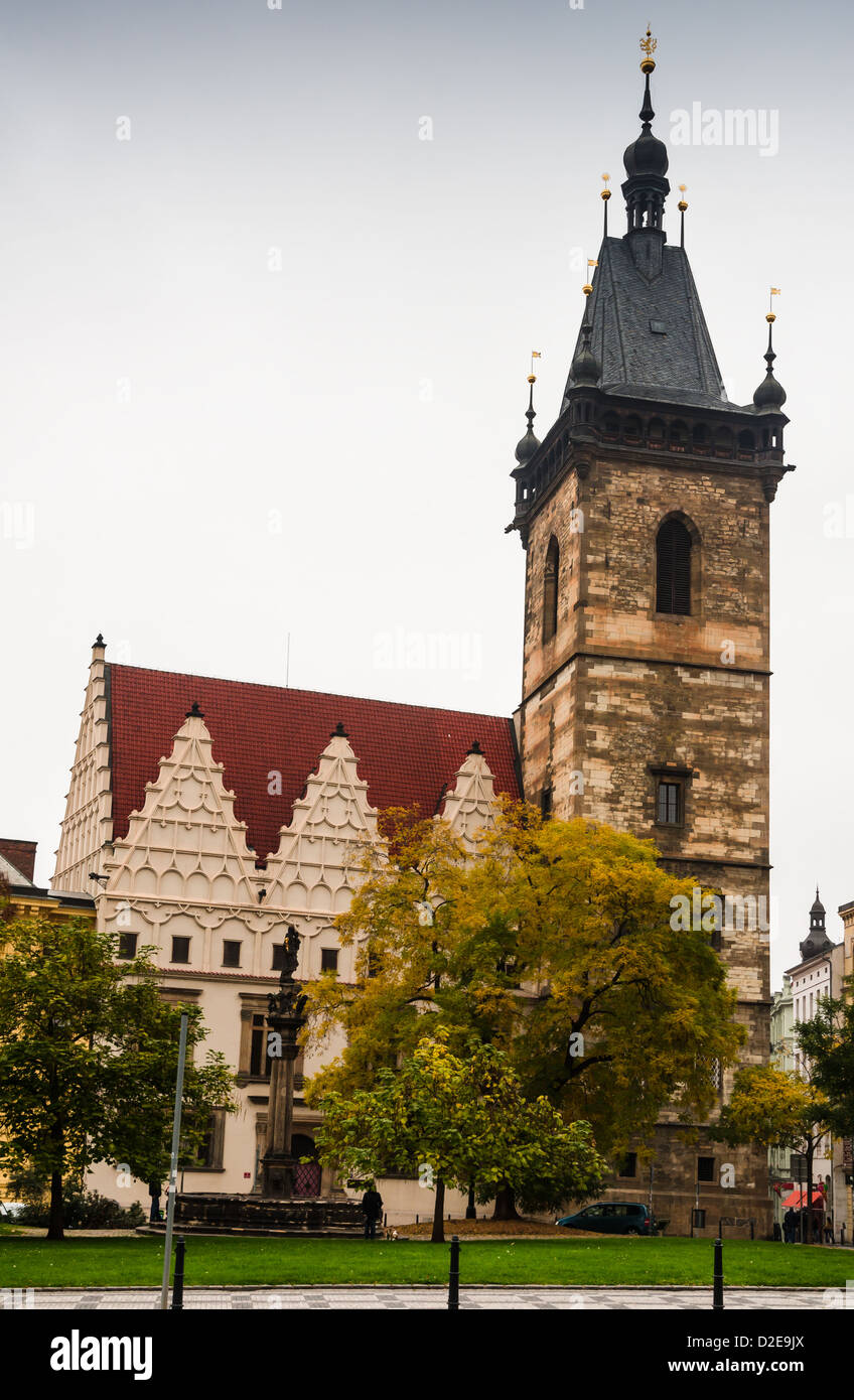 Nouvel hôtel de ville, place Charles de dates pour 1377, aujourd'hui un patrimoine culturel de Prague. Banque D'Images