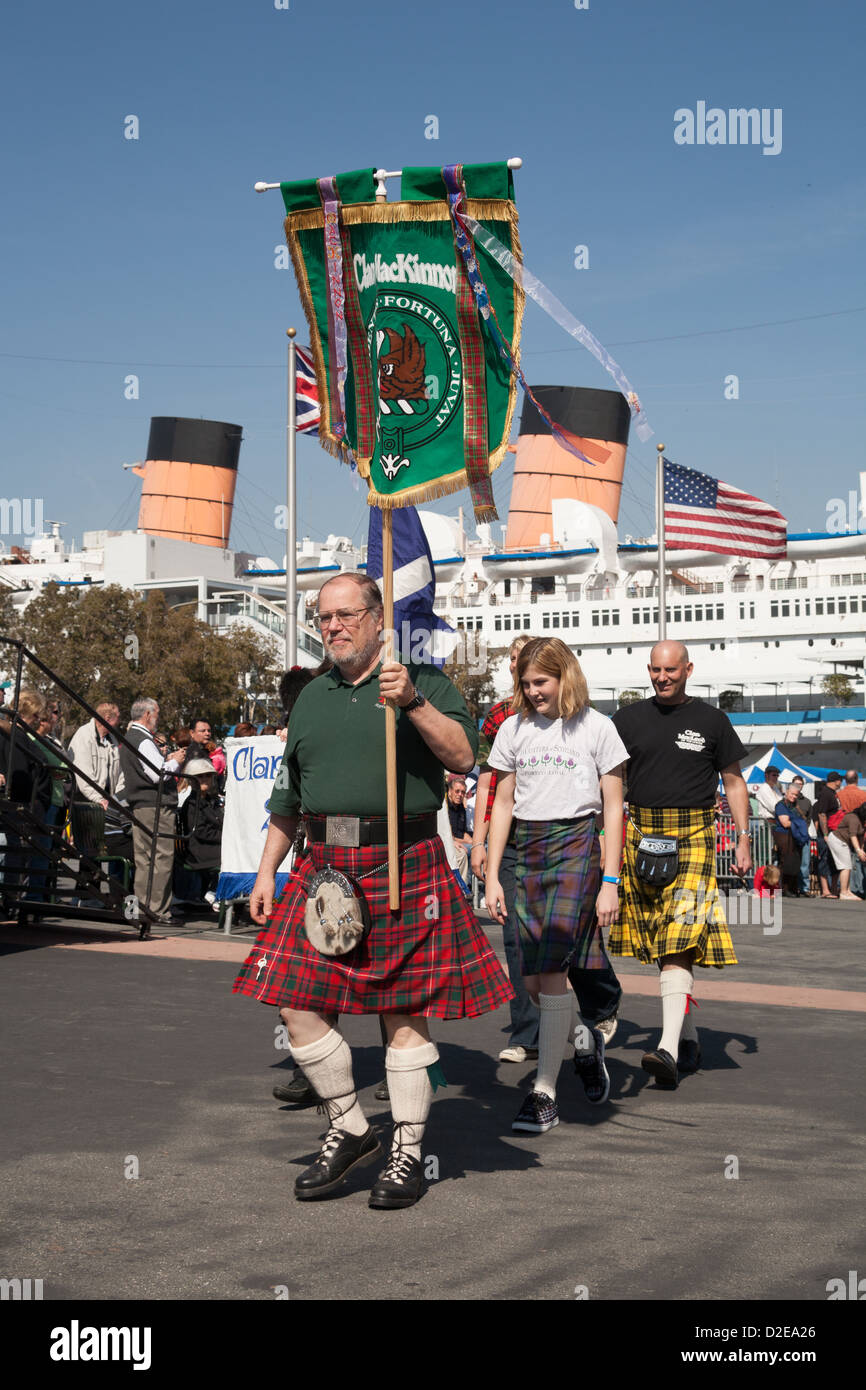 Grande Parade des clans à l'Scotsfest Queen Mary à Long Beach, CA Banque D'Images