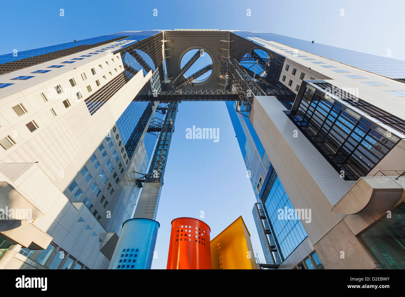 Le Japon, Honshu, Kansai, Osaka, Umeda, gratte-ciel Umeda et le jardin suspendu Banque D'Images