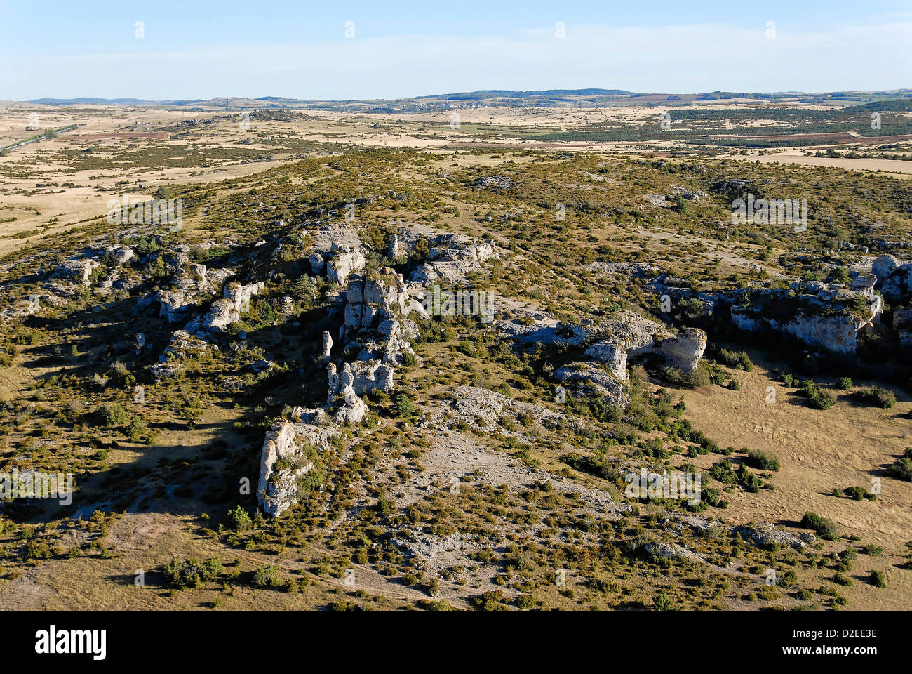 La France, l'Aveyron, paysage du plateau du Larzac, vue aérienne Photo  Stock - Alamy
