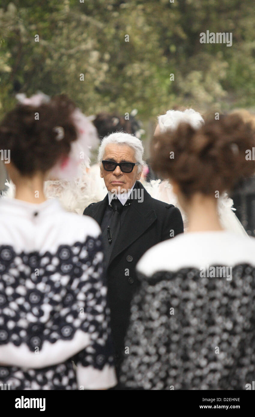 Designer karl lagerfeld Banque de photographies et d images a haute resolution Alamy