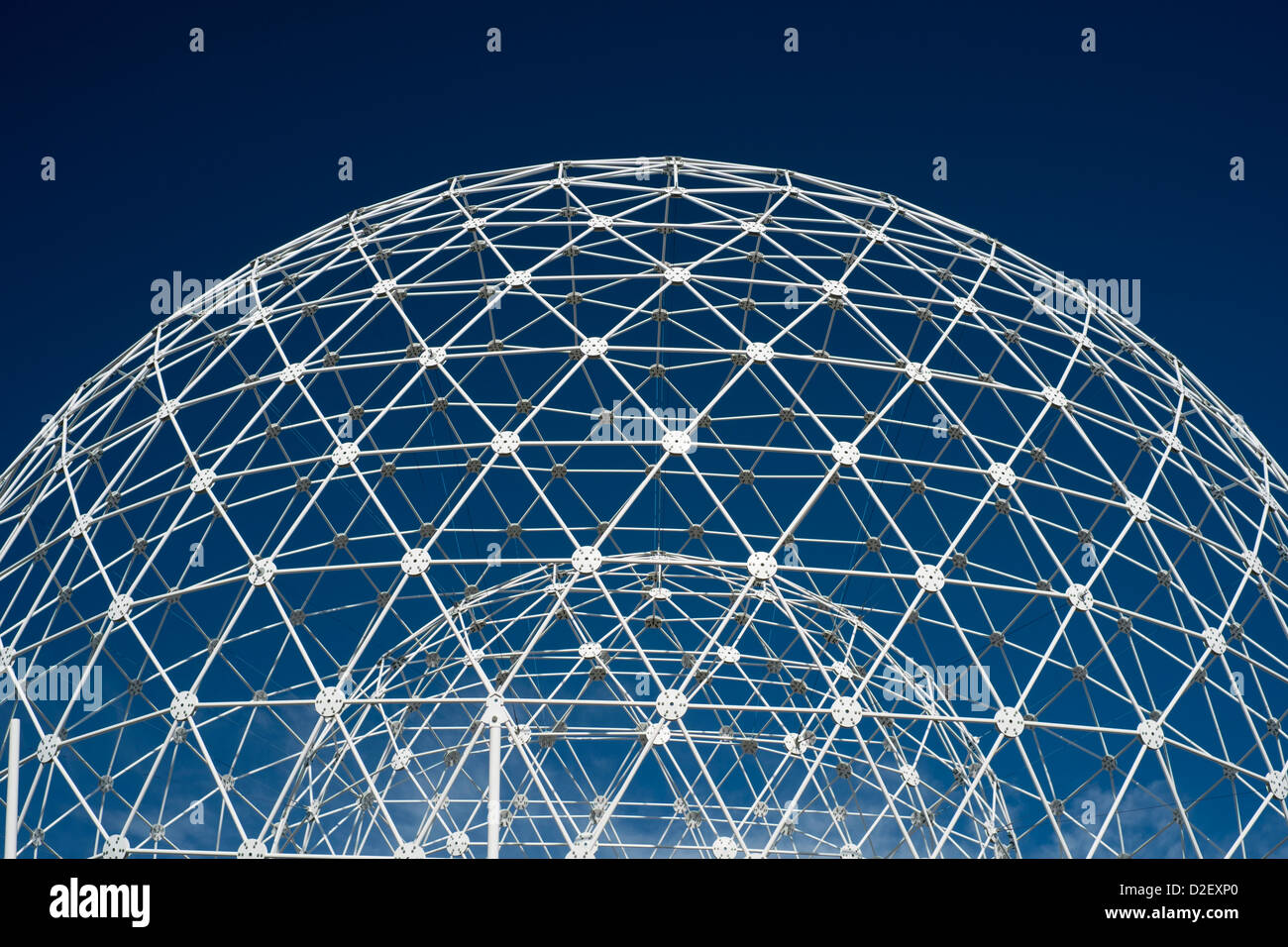 Sculpture de Belfast augmenter d'artiste Wolfgang Buttress, connu localement sous le nom de boules sur l'automne, westicles et les testicules sur le Westies Banque D'Images