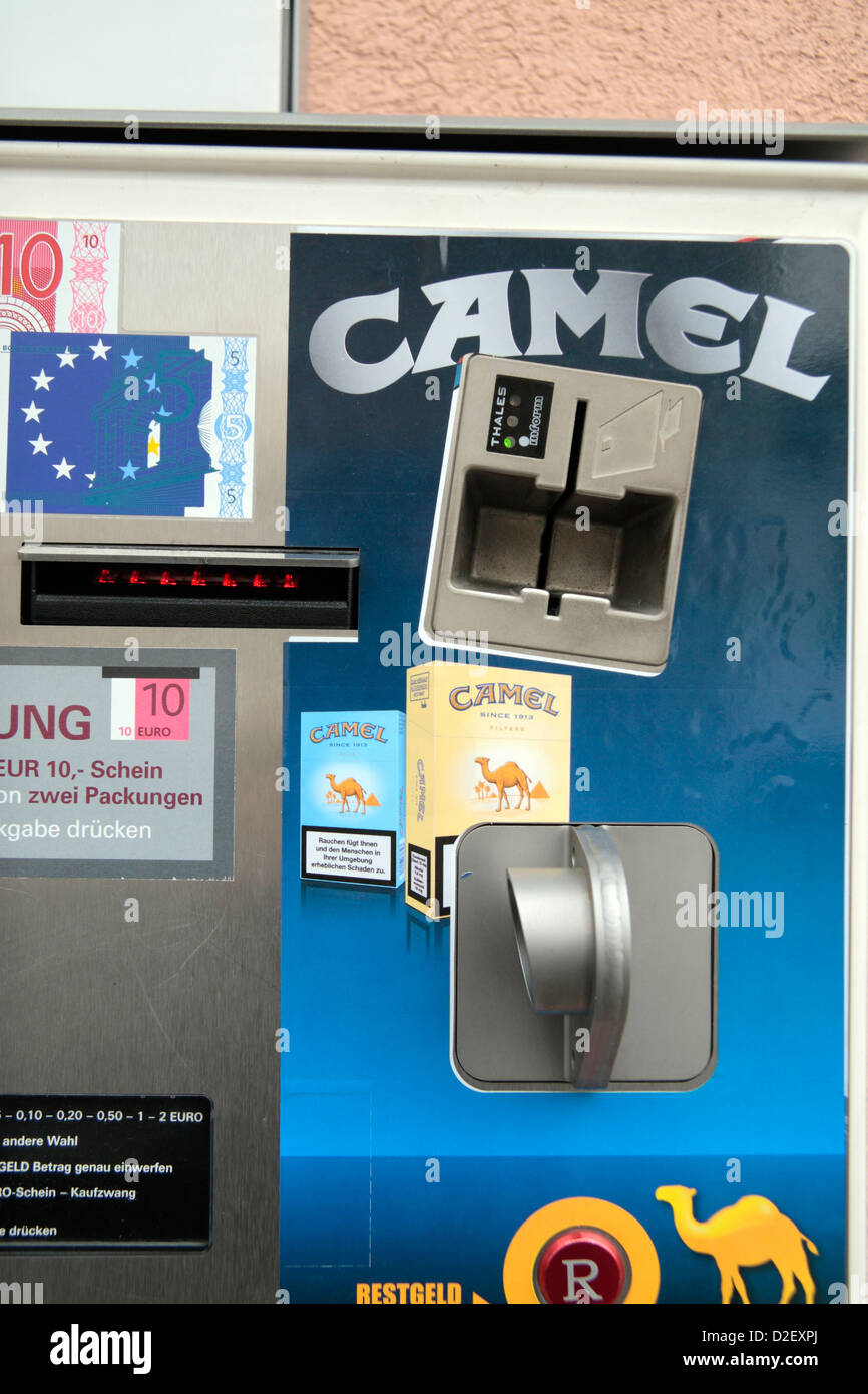 Set Cigarettes Pack Box, Credit Card And Online Ordering And Delivery