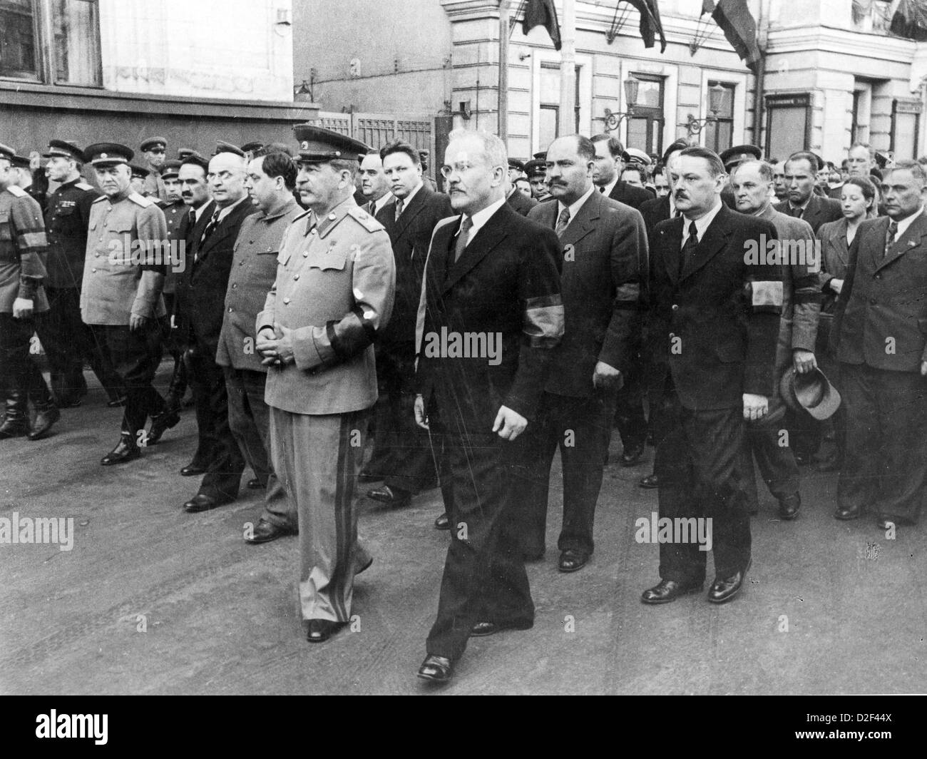 JOSEPH STALINE (1878-1953) principaux procession lors des funérailles de Mikhail Kalinin en juin 1946. . Voir la description ci-dessous Banque D'Images