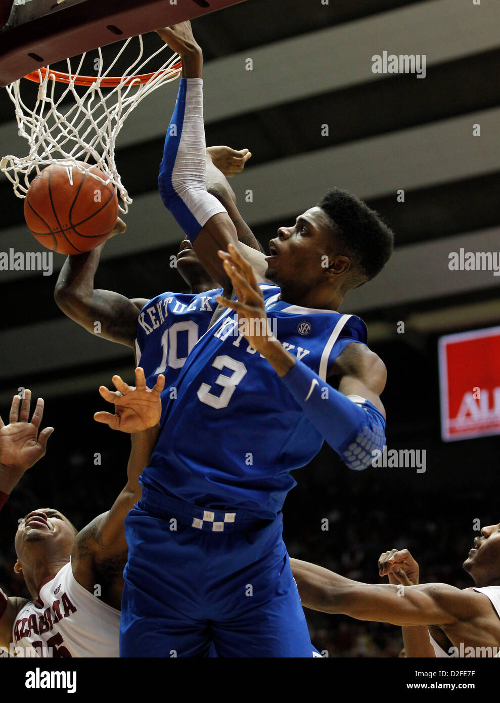 22 janvier 2013 - Tuscaloosa, AL, USA - Kentucky Wildcats avant Nerlens Noel (3) mélanger sur un suivi tourné comme Alabama beat Kentucky 59-55 le mardi 22 janvier 2013, )à Tuscaloosa, AL. Photo par Mark Cornelison | Personnel (crédit Image : © Lexington Herald-Leader/ZUMAPRESS.com) Banque D'Images