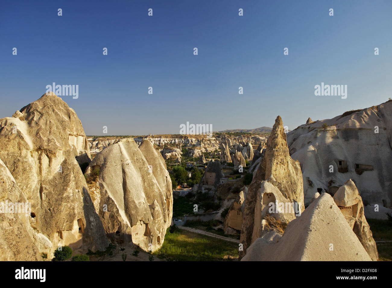 Cheminées de fées rock formation paysage près de Göreme, en Cappadoce, Turquie Banque D'Images