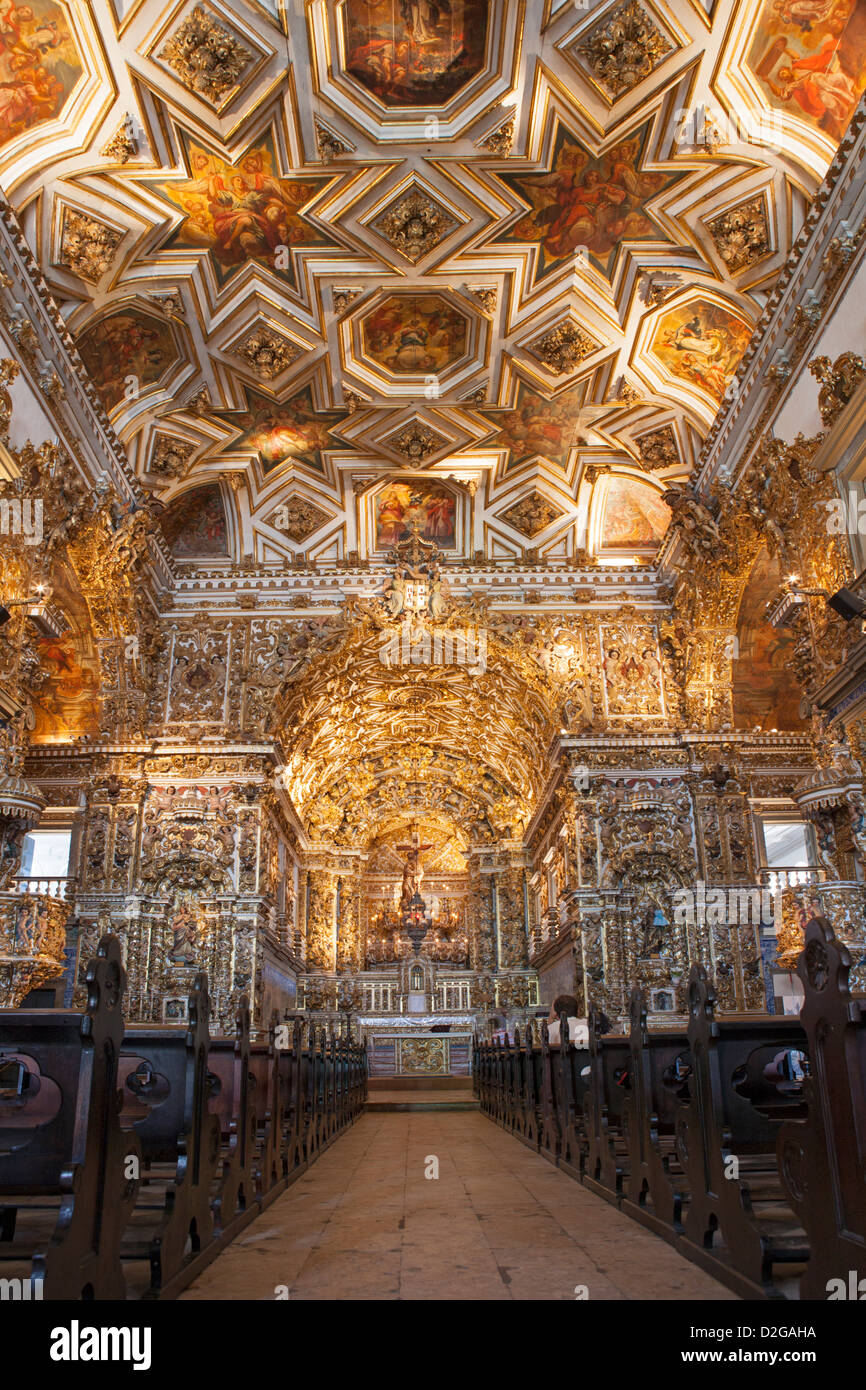 L'intérieur de l'église São Francisco à Salvador Banque D'Images