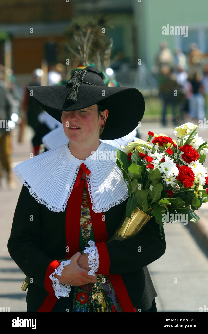 L'Italie, Trentin-Haut-Adige, suis Siusi Sciliar, folklore,clotes typiques Banque D'Images