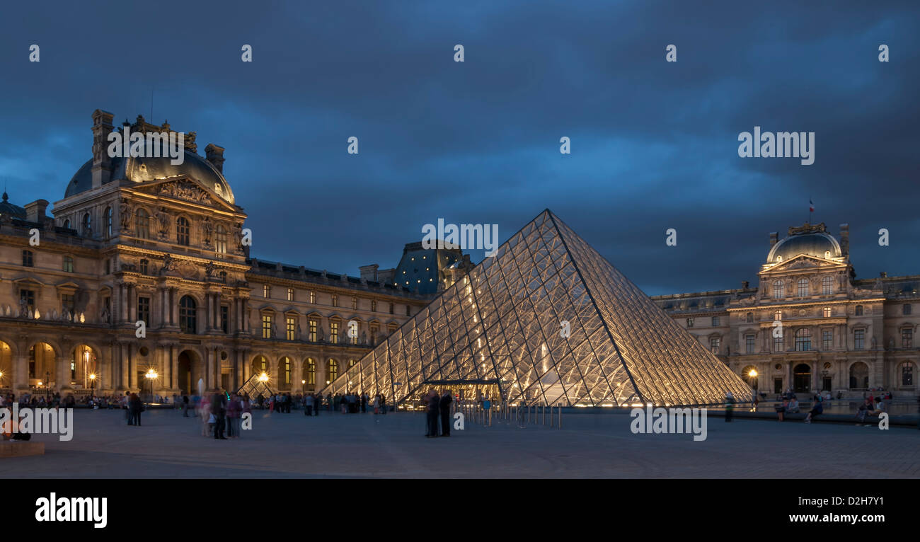 Musée du Louvre à Paris, France Banque D'Images