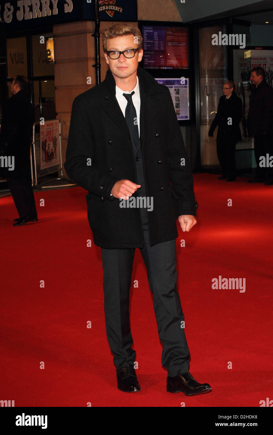 Simon Baker à la première européenne de "Je lui donne un an" à la vue West End, Leicester Square, Londres - 24 janvier 2013 Photo par Keith Mayhew/Alamy live news. Banque D'Images