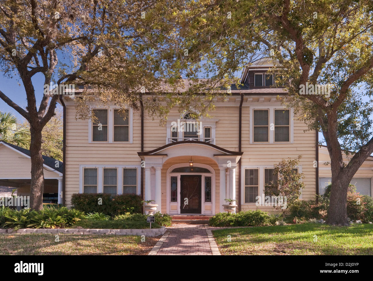 Guy Mitchell House, de style néo-géorgien (1914), le quartier historique à proximité du centre de Victoria, Texas, États-Unis Banque D'Images
