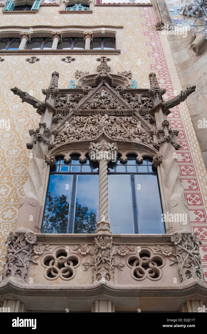 Façade d'un bâtiment dans le Passeig de Gracia, Barcelona, Catalunya (Catalogne) (Catalogne), en Espagne, en Europe Banque D'Images
