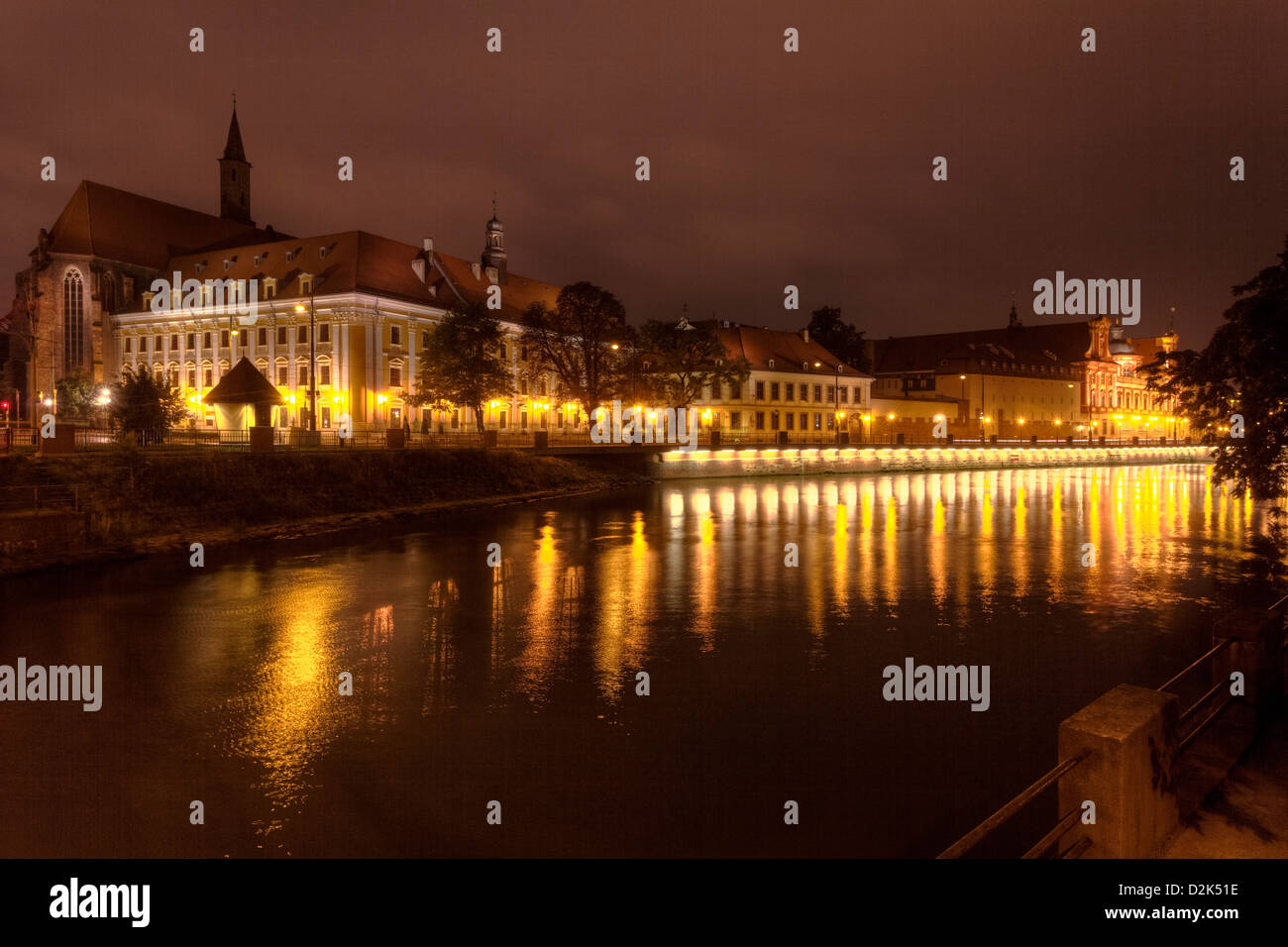Vieille ville de nuit, à la rivière Odra, Wroclaw, la Basse Silésie, Pologne, Europe Banque D'Images