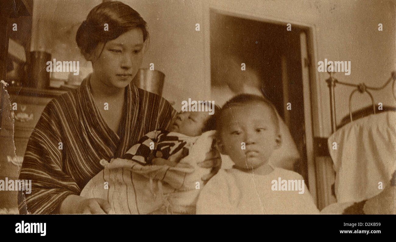 Japanese boys historical Banque de photographies et d'images à