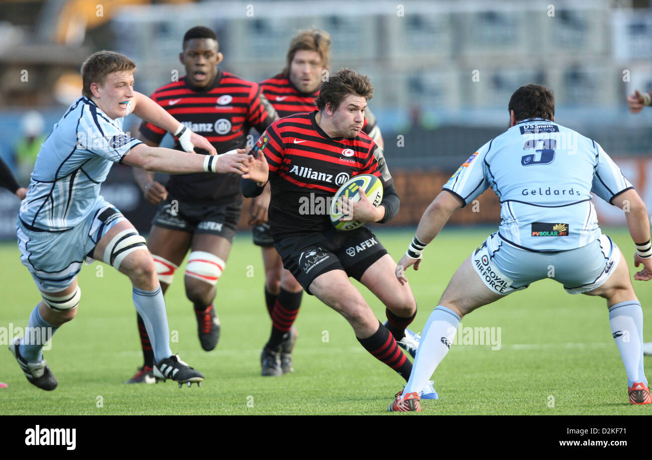 27.01.2013. Hendon, en Angleterre. Adam Powell au cours de la LV Cup l =3e tour match entre les sarrasins et les Cardiff Blues d'Allianz Park Banque D'Images