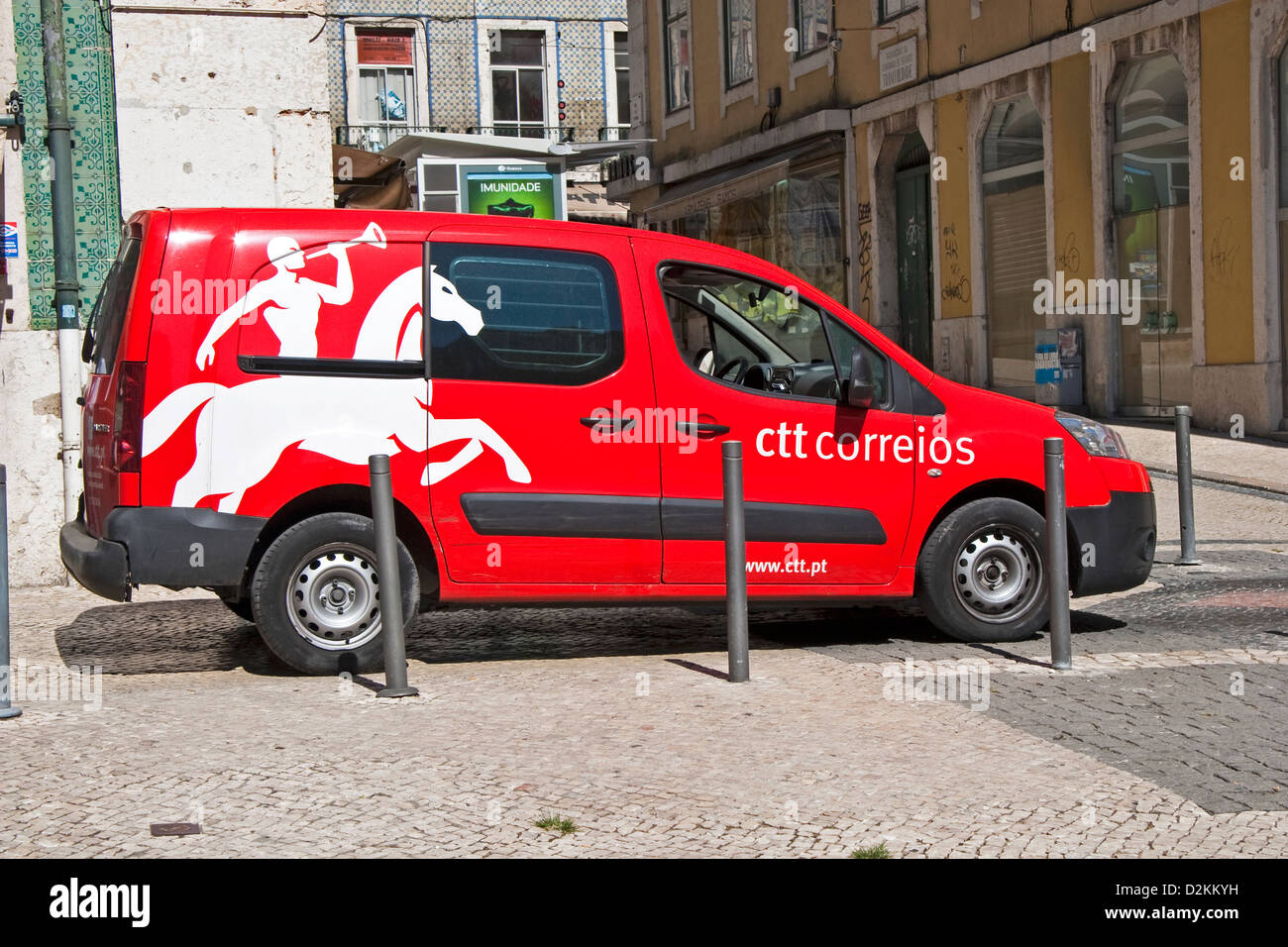 CTT Correios, van postal de Portugal, service national des postes, le  centre de Lisbonne, Portugal Photo Stock - Alamy