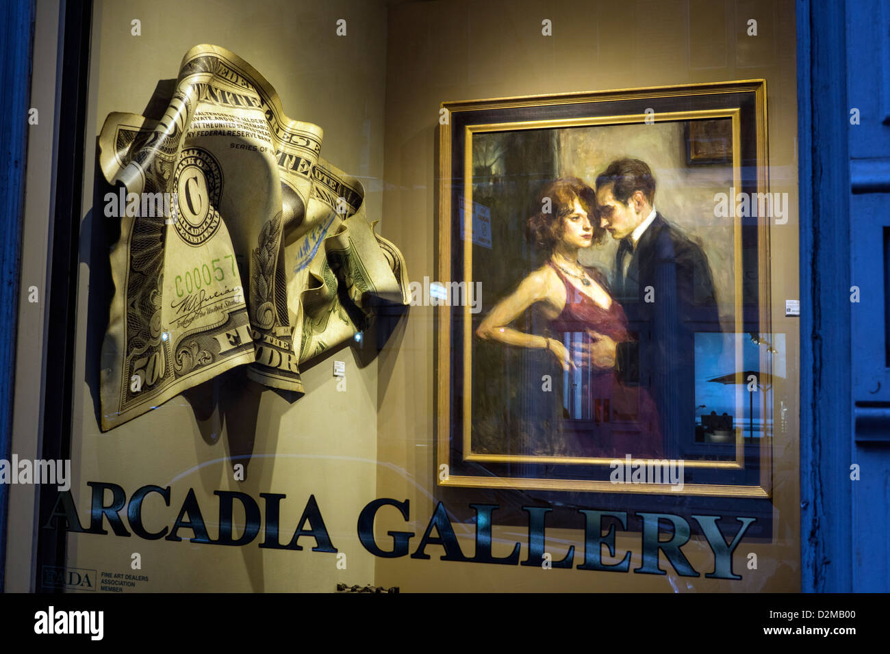 Œuvres d'art dans la fenêtre de l'Arcadia Gallery de SoHo à New York City Banque D'Images