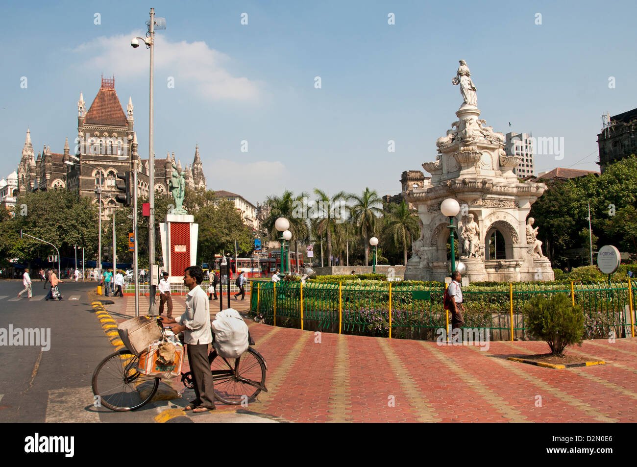 Fort Mumbai Bombay ( Inde ) Fontaine Flora le Mahatma Gandhi - MG Road Fort Banque D'Images
