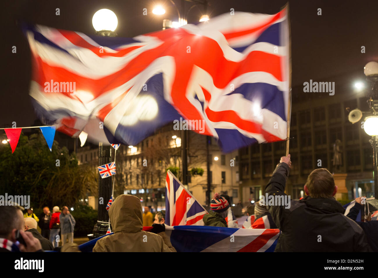 Syndicalistes à Glasgow, à l'appui de démonstrations de l'Irlande du Nord exigeant le Union Jack flag continuent d'Belfast. Banque D'Images