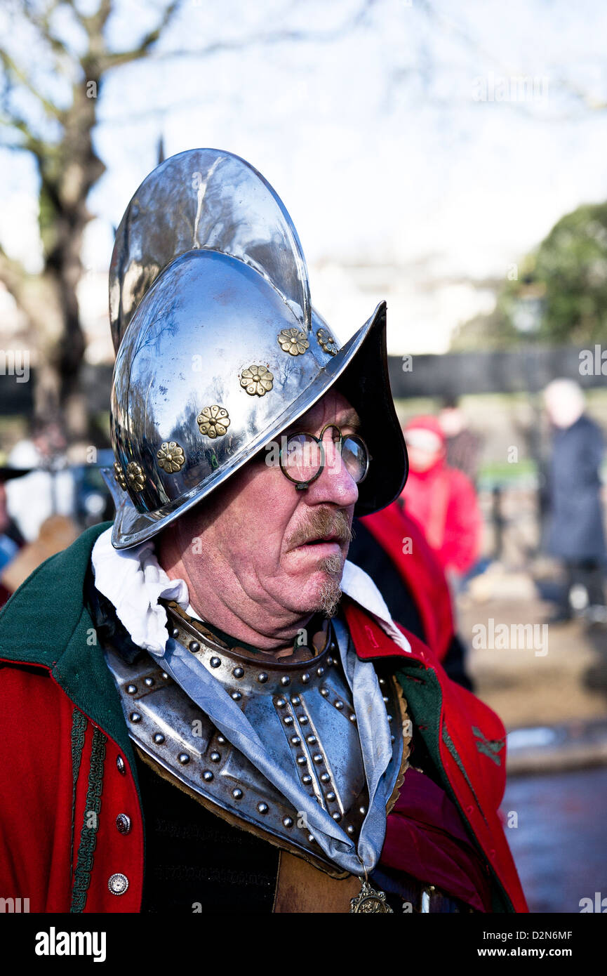 Membre de la guerre civile anglaise Society prépare à mars pour commémorer l'exécution du Roi Charles I Banque D'Images
